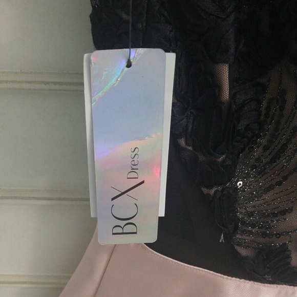 Brand new beautiful dress - Picture 1 of 4